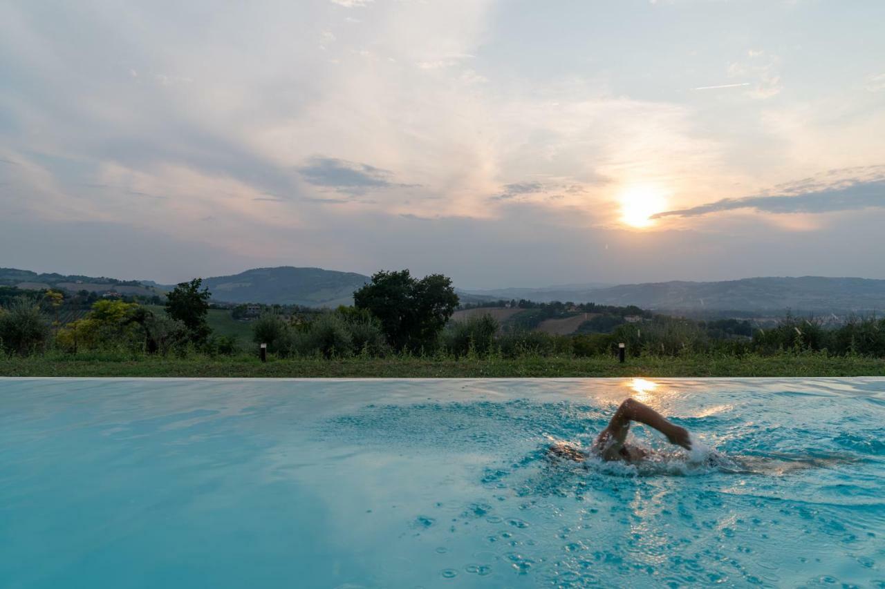 La Maggiolina Country House Montelabbate Kültér fotó